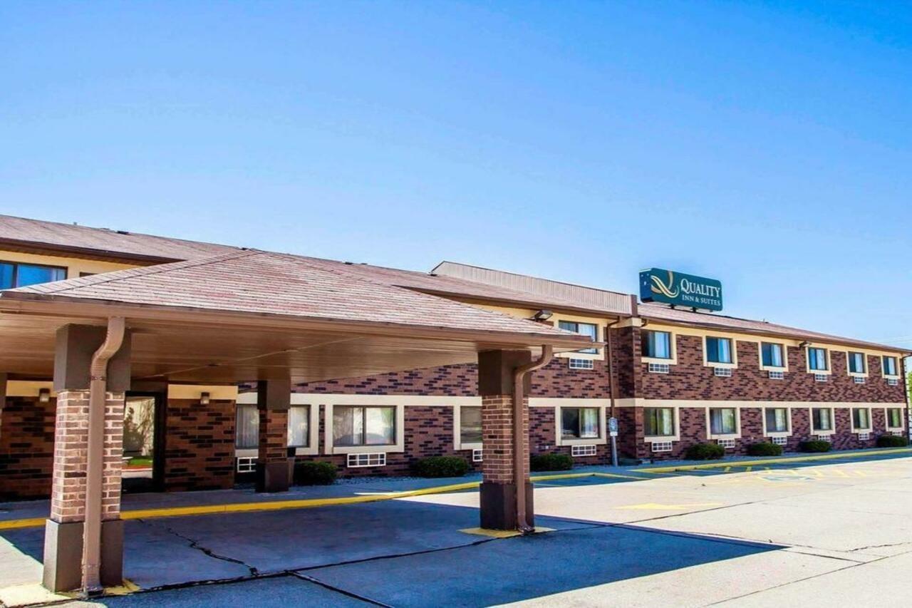 Quality Inn & Suites Champaign Exterior foto